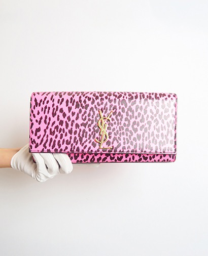 Classic Monogramme Clutch, front view